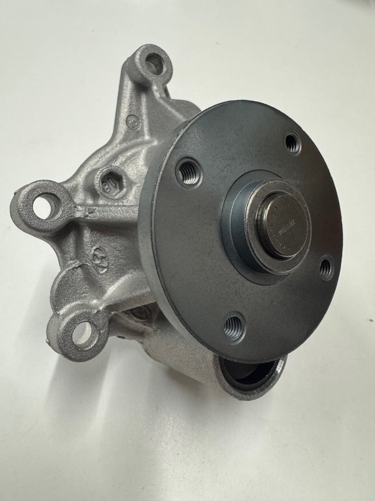 Hyundai Water Pump And Gasket 251002B700