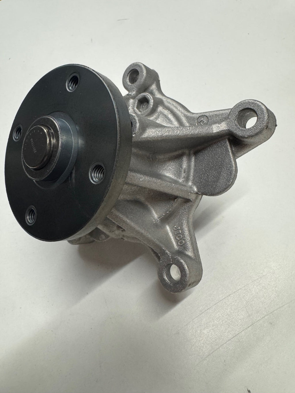 Hyundai Water Pump And Gasket 251002B700