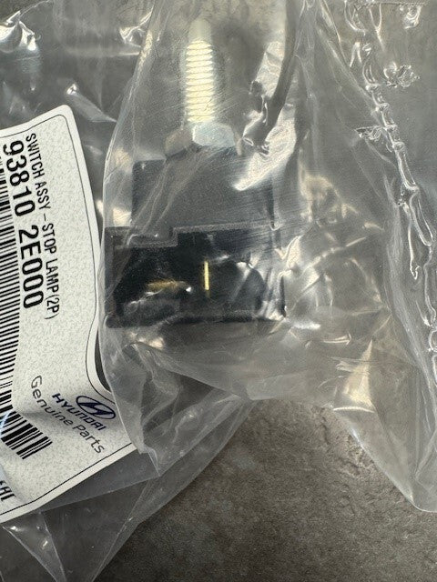 Hyundai Brake Switch 938102E000