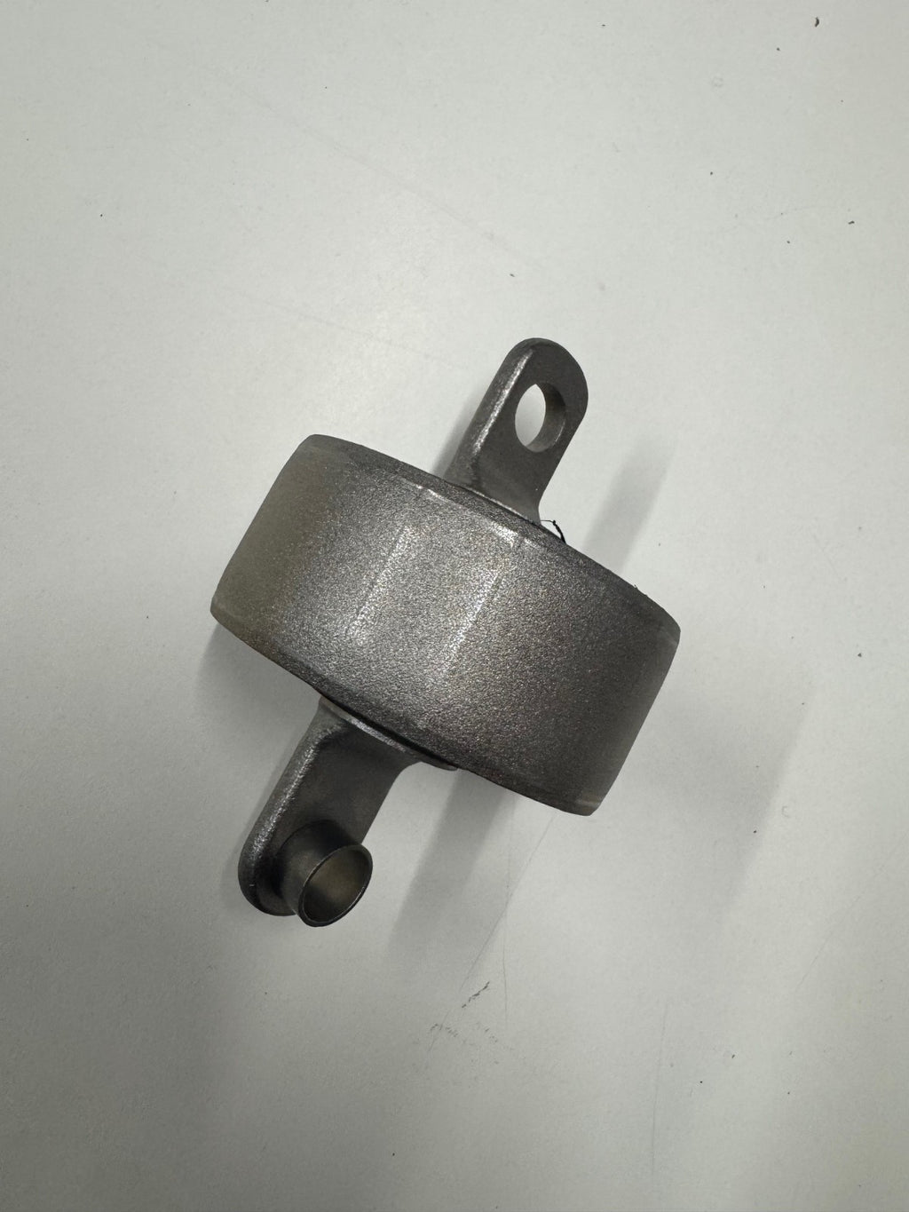 Hyundai I40 Trailing Arm Bush R/H 552753Z700
