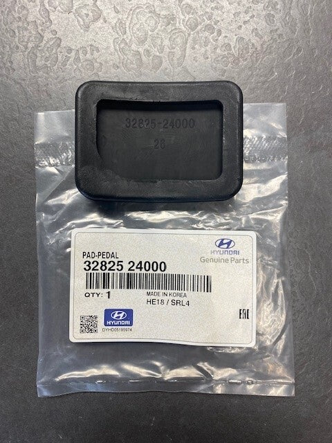 Hyundai Kia Genuine Brake Clutch Pedal Rubber Pad Picanto Getz i10 3282524000