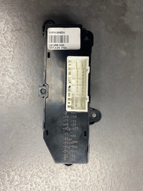 Hyundai Santa Fe Heated Seat Camera Button 933102WED04X