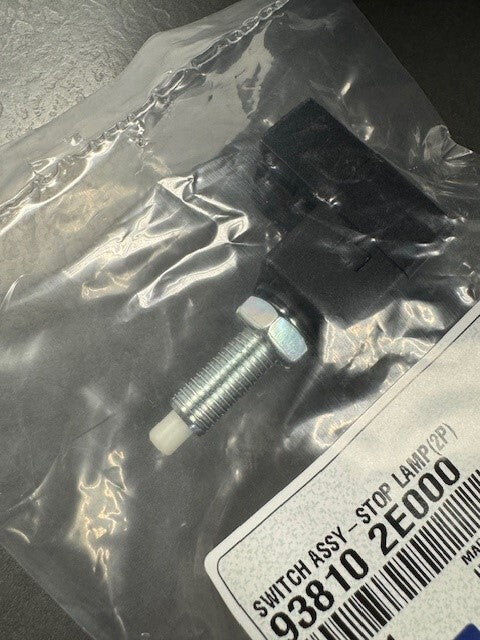 Hyundai Brake Switch 938102E000