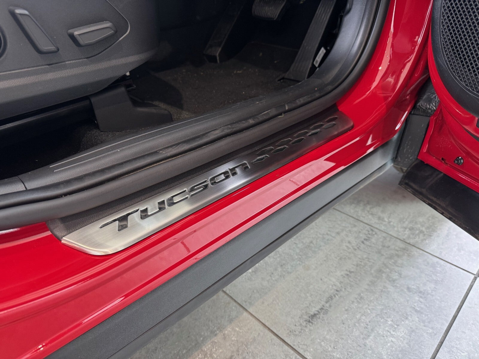 Hyundai Tucson Sill Protector Set of 4 N7450ADE00ST